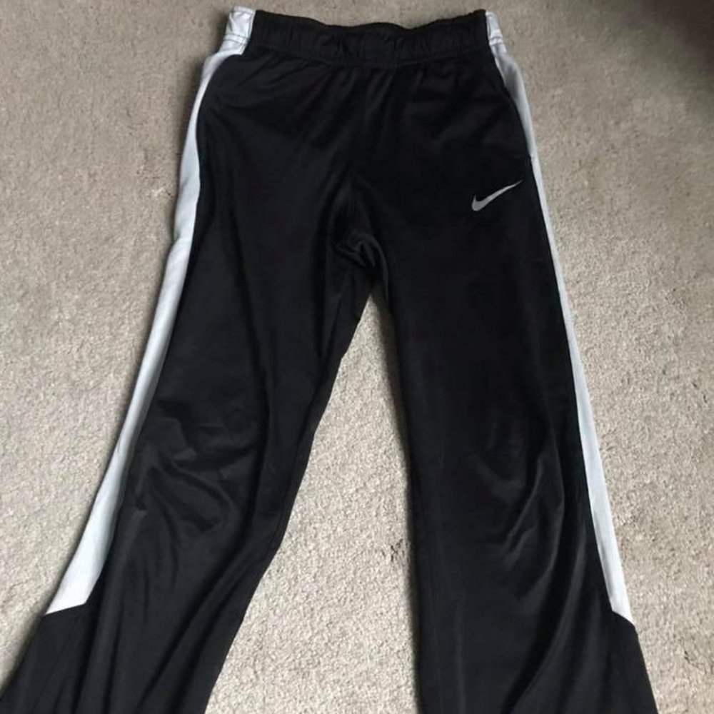 Nike size small pants